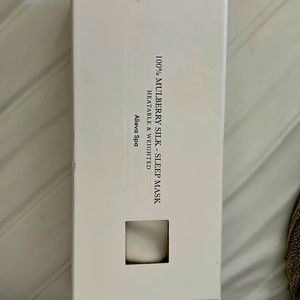 Alieva Spa 100% Mulberry Silk Sleep Mask Hearabkd & Weighted